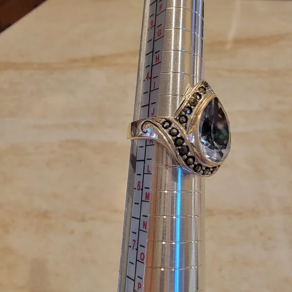 Silver Marcasite Ring - Picture 4 of 6